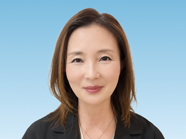 向井　知子